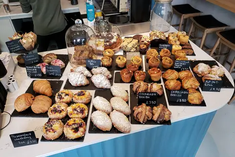 Bakeaholics UK photo 1